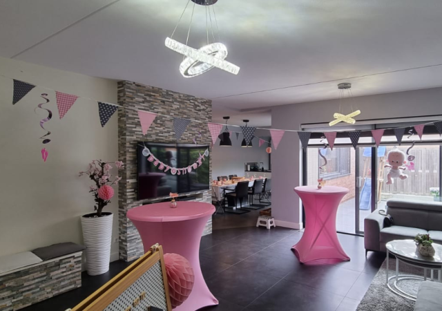 Waarom het huren van de babyshower versiering het overwegen waard is